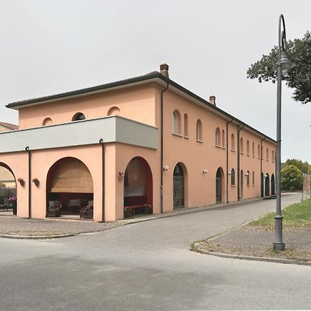 Al Gallo Trattoria E Locanda Alfonsine Exterior photo